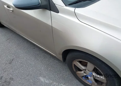 2016 Chevrolet Cruze Limited Lt from USA, damaged, VIN 1G1PE5SB8G7195318